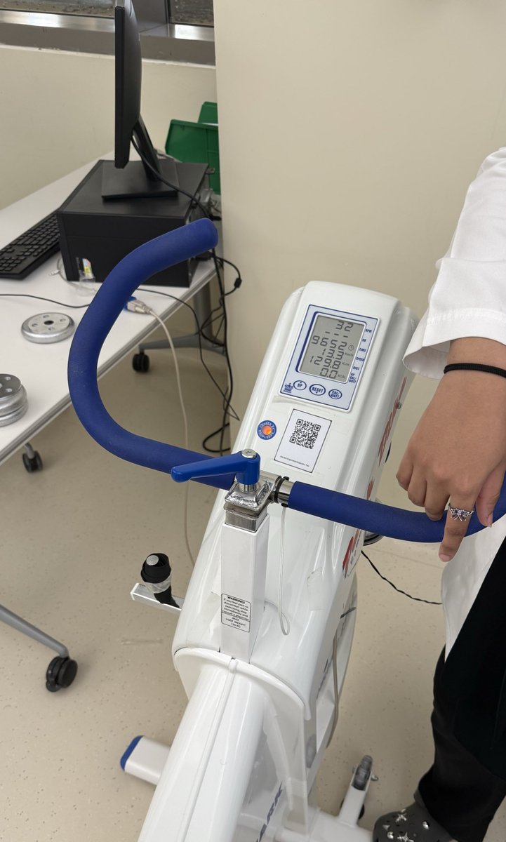 DPTLayan's tweet image. Research centre randoms ✨✨✨