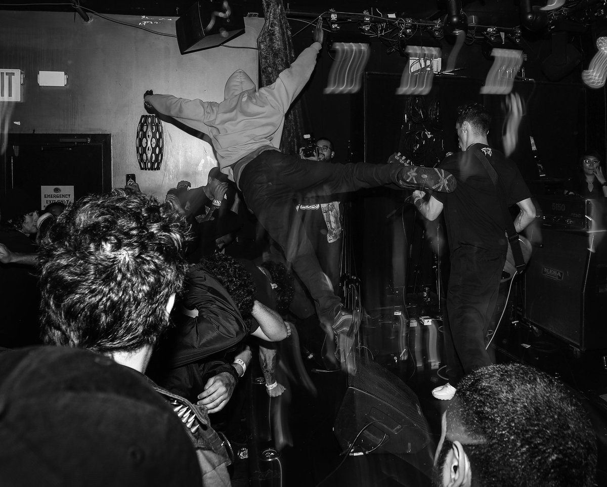 CombustNyhc's tweet image. Past month of NYHC has been beautiful…out the whole month with Integrity, Judge, Earth Crisis, Madball, Strife and Terror. Played Town of hardcore in Toronto and then came home to a little surprise set at Tv eye. Australia/ Japan run starts tomorrow. What’s good.