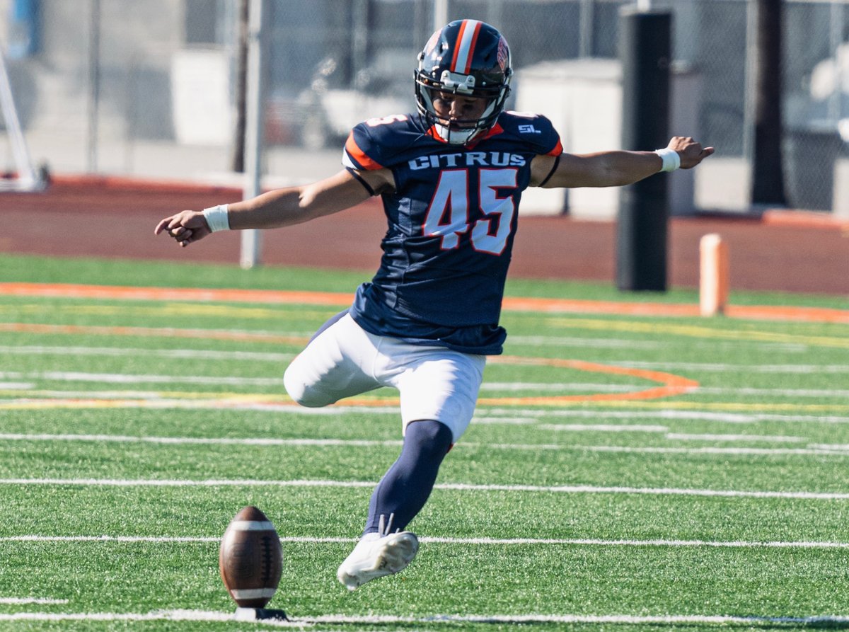 <a href="/CoachMCScott/">Mark Scott</a> Hello coach, my name is Kosuke Kayahara, and I am a transfer kicker. I played two seasons at Citrus JC and have 1 years of eligibility with a 3.5 GPA. I was named All-Conference and have high accuracy with a strong success rate on mid-to-long range field goals. My precision and