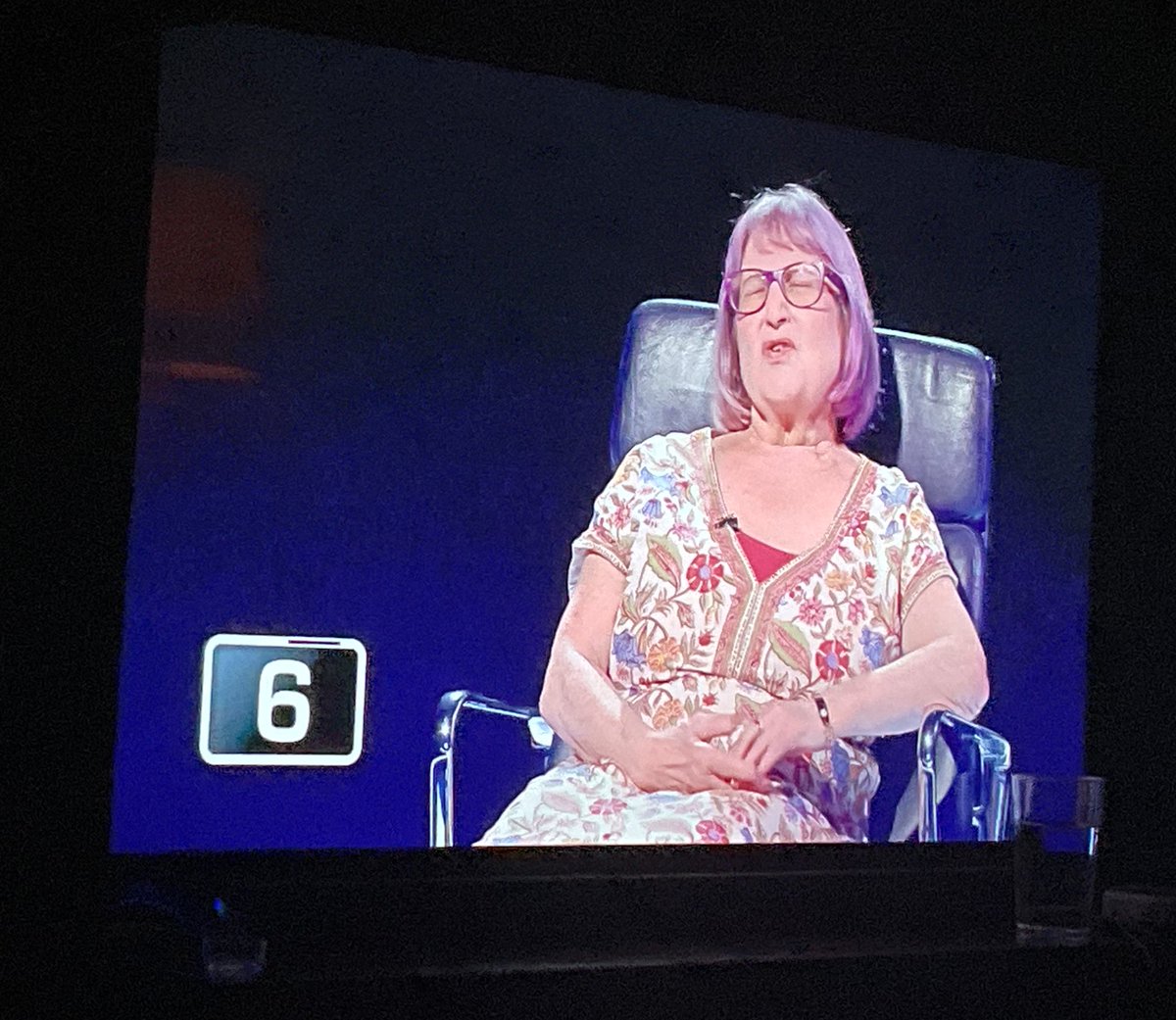 Blimey, her questions seem extraordinarily long! #mastermind