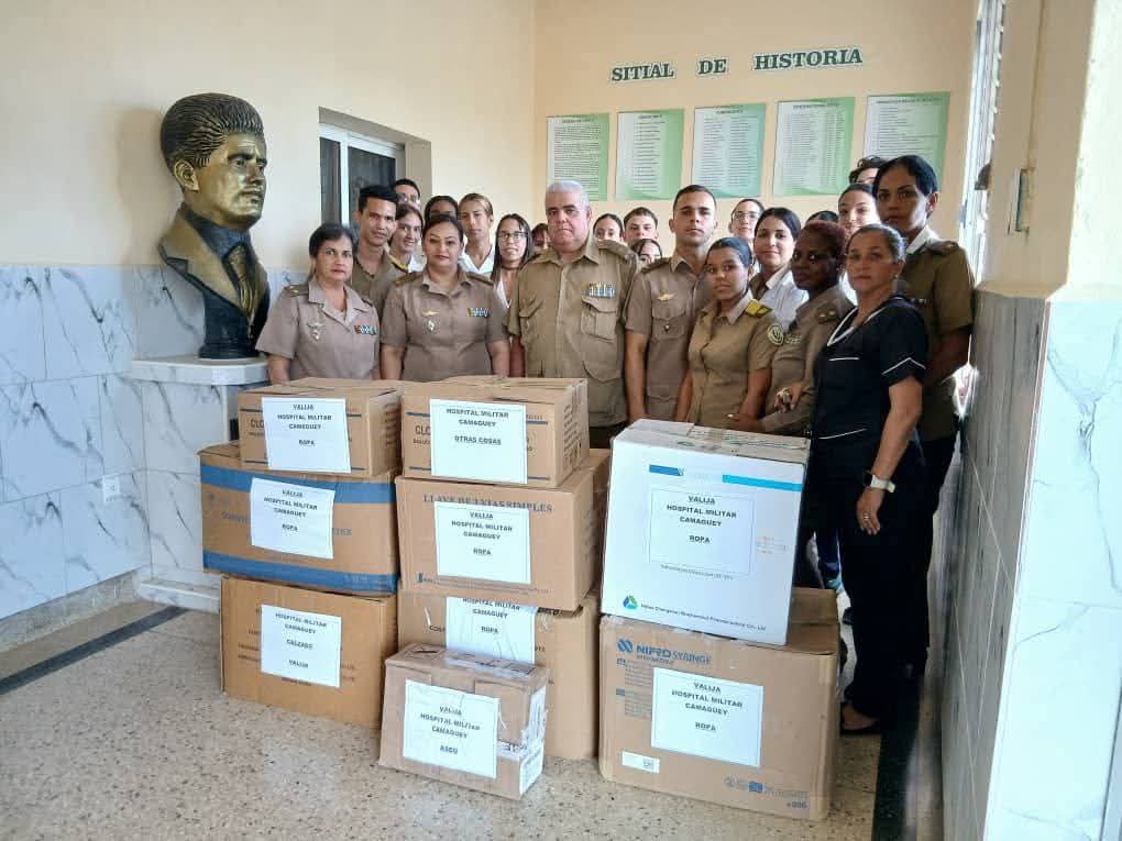 🇨🇺PONIÉNDOLE EL CORAZÓN A CUBA‼️
Prepara el colectivo del Hospital Militar de Camagüey valijas para los damnificados del Huracán Melissa.
#FARCuba #FarCuba