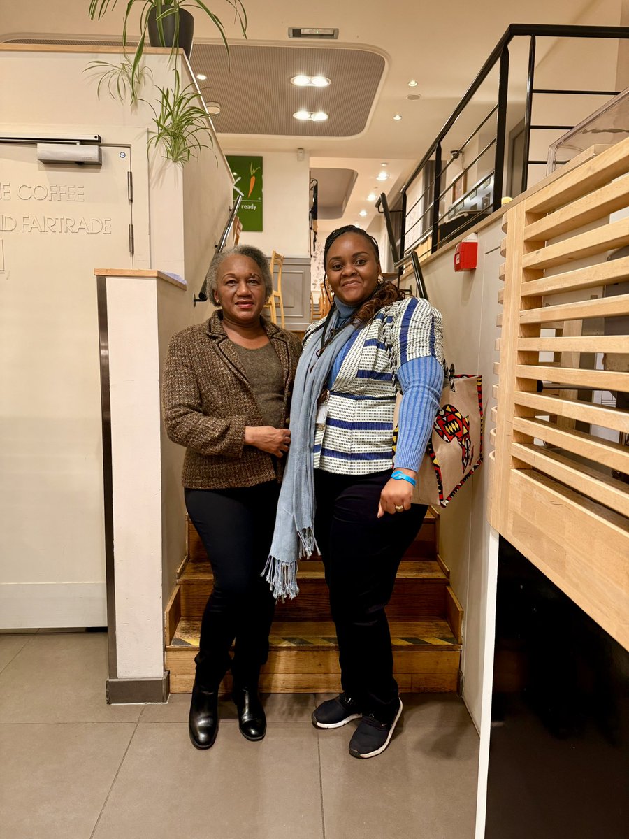 🌟 𝑱𝒐𝒖𝒓 1 𝑬𝒙𝒄𝒆𝒑𝒕𝒊𝒐𝒏𝒏𝒆𝒍 𝒂𝒖 𝑷𝒓𝒐𝒈𝒓𝒂𝒎𝒎𝒆 𝑬𝑼𝑽𝑷 🌟

Quelle journée inaugurale absolument mémorable !
J’ai été profondément honorée et enthousiaste de débuter mon expérience au 𝑷𝒓𝒐𝒈𝒓𝒂𝒎𝒎𝒆 𝒅𝒆𝒔 𝑽𝒊𝒔𝒊𝒕𝒆𝒖𝒓𝒔 𝒅𝒆 𝒍’𝑼𝒏𝒊𝒐𝒏