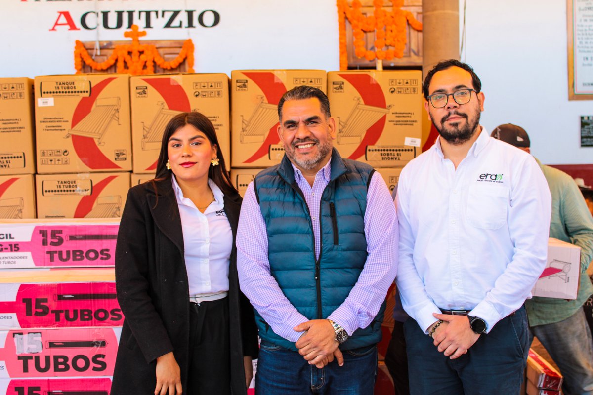 energia_era's tweet photo. Agradecemos al Ayuntamiento de #Acuitzio la confianza en la tecnología de nuestros calentadores solares, una solución que impulsa el ahorro energético y el compromiso con un futuro más sustentable.
#ERAcontigo #EnergíaLimpia #CalentadoresSolares #Acuitzio #entregas https://t.co/YYyn73ooDf