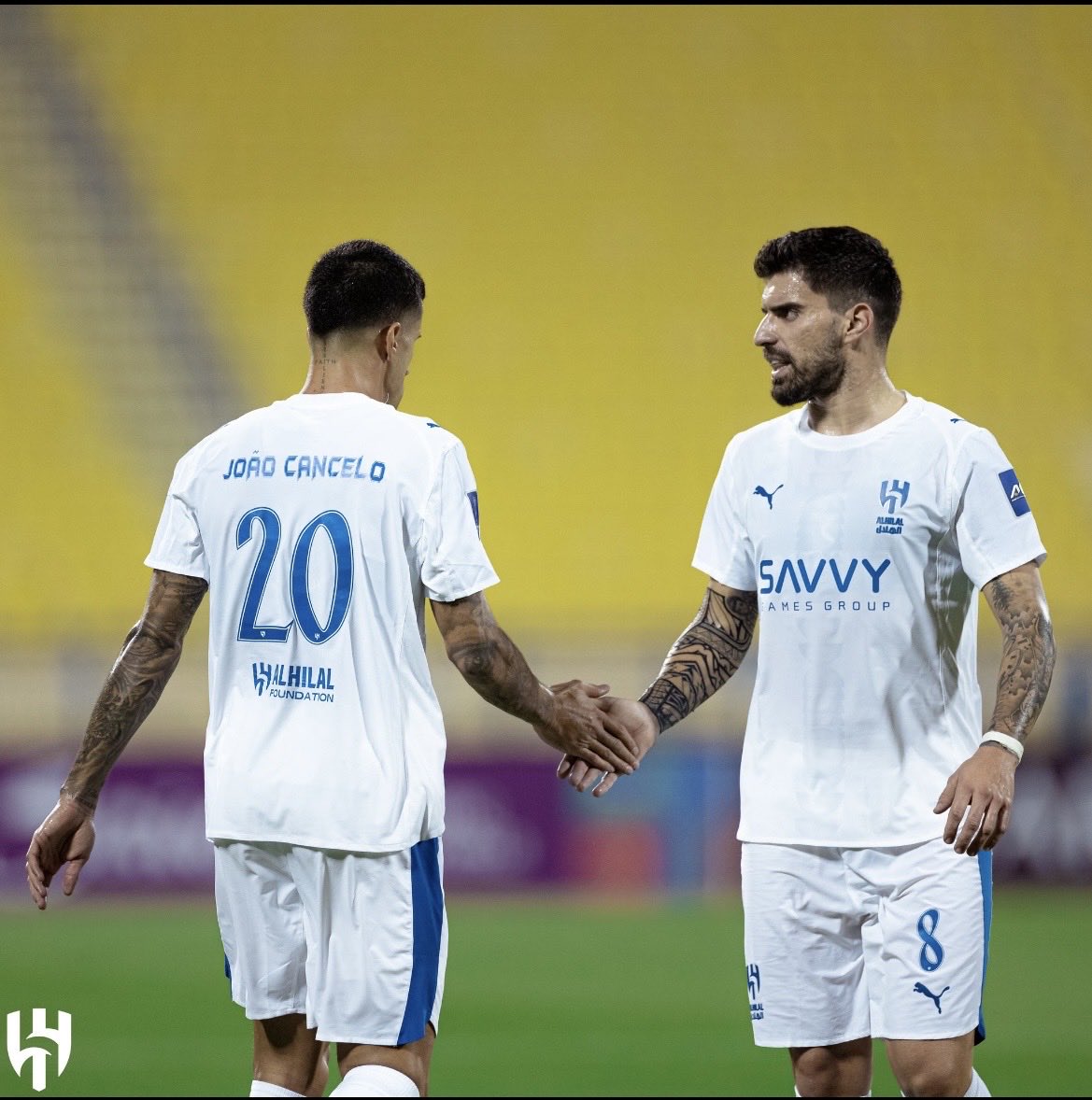 #الهلال_الغرافه
قلب ورئة الهلال ومنتخب البرتغال 🇵🇹 
عوداً حميداً كانسيلو 💙😍