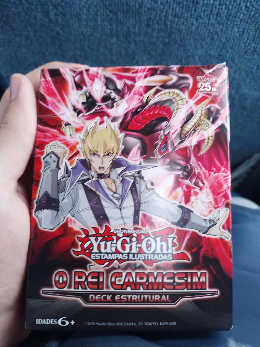 BackTTPool's tweet image. Tô felizão 

(Tá meio rasgado pq eu já abri, eu recebi em casa, mas tava com medo dos meus pais verem, então abri no ônibus pro meu Curso kkkkk)