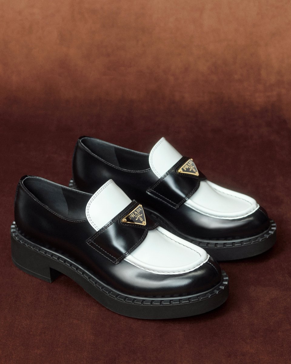 PRADA tweet media