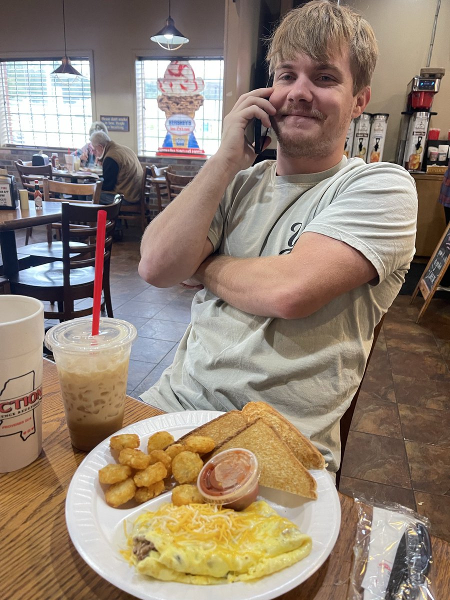 Junction Deli tweet media