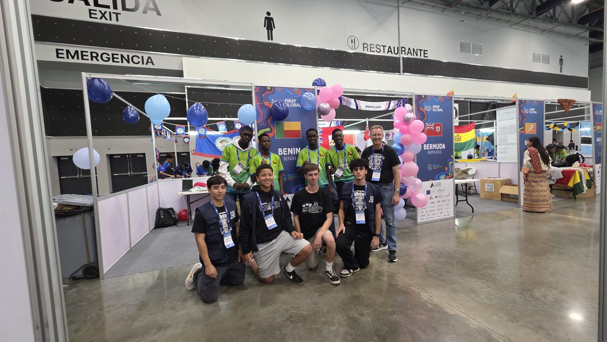 🌍Grateful for the bonds that go beyond borders.

Always an honor to connect with <a href="/Team1622/">Team Spyder|Poway HS</a>. They along with #TeamInspiration, have consistently stood by us over the years.

From sharing knowledge to offering support, they’ve been part of our story in more ways than one.