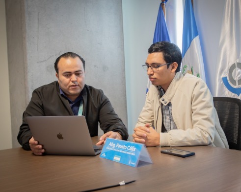 #NoticiasPPopular ll Aduanas inicia a implementar Firma Electrónica Avanzada en procesos Gerenciales administrativos- internos

🔗👉poderpopular.hn/vernoticias.ph…