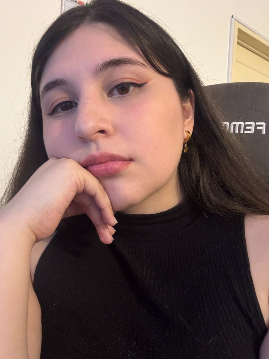 Melbourne nights are for coffee, laughter… and maybe a little trouble 😉☕🌃 

#MelbourneVibes #CityFlirt #Melbourne #MelbourneLife #MelbourneVibes #MelbourneEats #MelbourneCulture #VisitMelbourne #MelbourneStyle #MelbourneEvents #ExploreMelbourne #MelbourneCity