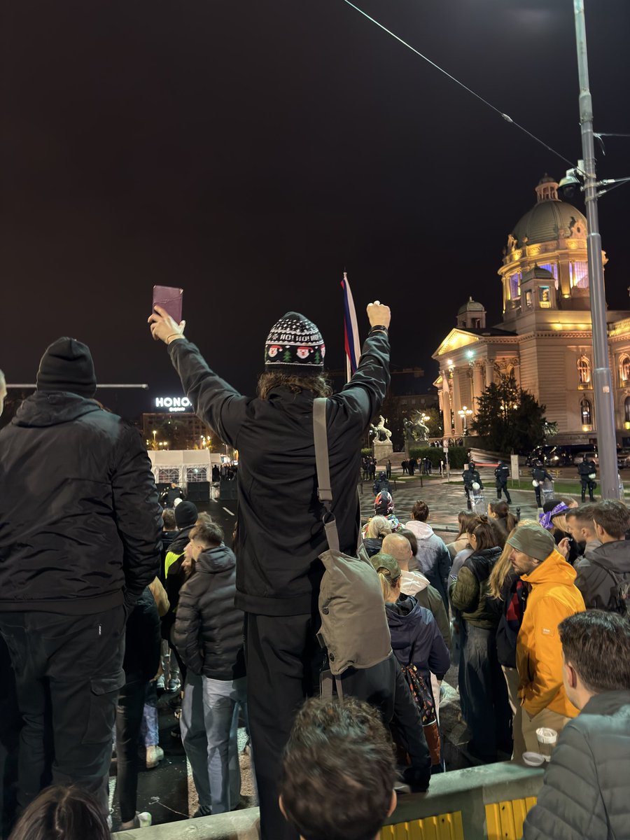 ZaNašKej tweet media