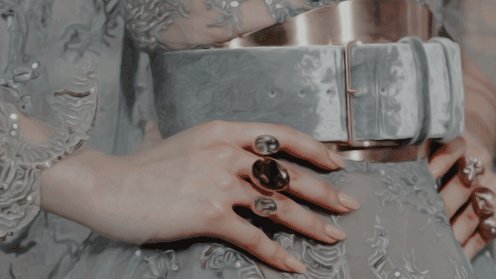 pcrfectemerald's tweet image. ⠀

⠀⠀⠀⠀⠀⠀⠀⠀  𝓓𝑨𝑷𝑯𝑵𝑬 𝓖𝑹𝑬𝑬𝑵𝑮𝑹𝑨𝑺𝑺
⠀⠀⠀⠀⠀⠀⠀ ⠀𝓢 𝑳𝒀𝑻𝑯𝑬𝑹𝑰𝑵 ❅ 𝓘𝒄𝒆 𝓠𝒖𝒆𝒆𝒏
⠀⠀⠀⠀⠀⠀⠀⠀  𝐃𝐞𝐟𝐞𝐧𝐜𝐞 𝐚𝐠𝐚𝐢𝐧𝐬𝐭 𝐭𝐡𝐞 𝐝𝐚𝐫𝐤 
⠀⠀⠀⠀⠀⠀⠀⠀𝐚𝐫𝐭𝐬 enthusiast ❅ 𝔭𝔲𝔯𝔢 𝔟𝔩𝔬𝔬𝔡

⠀