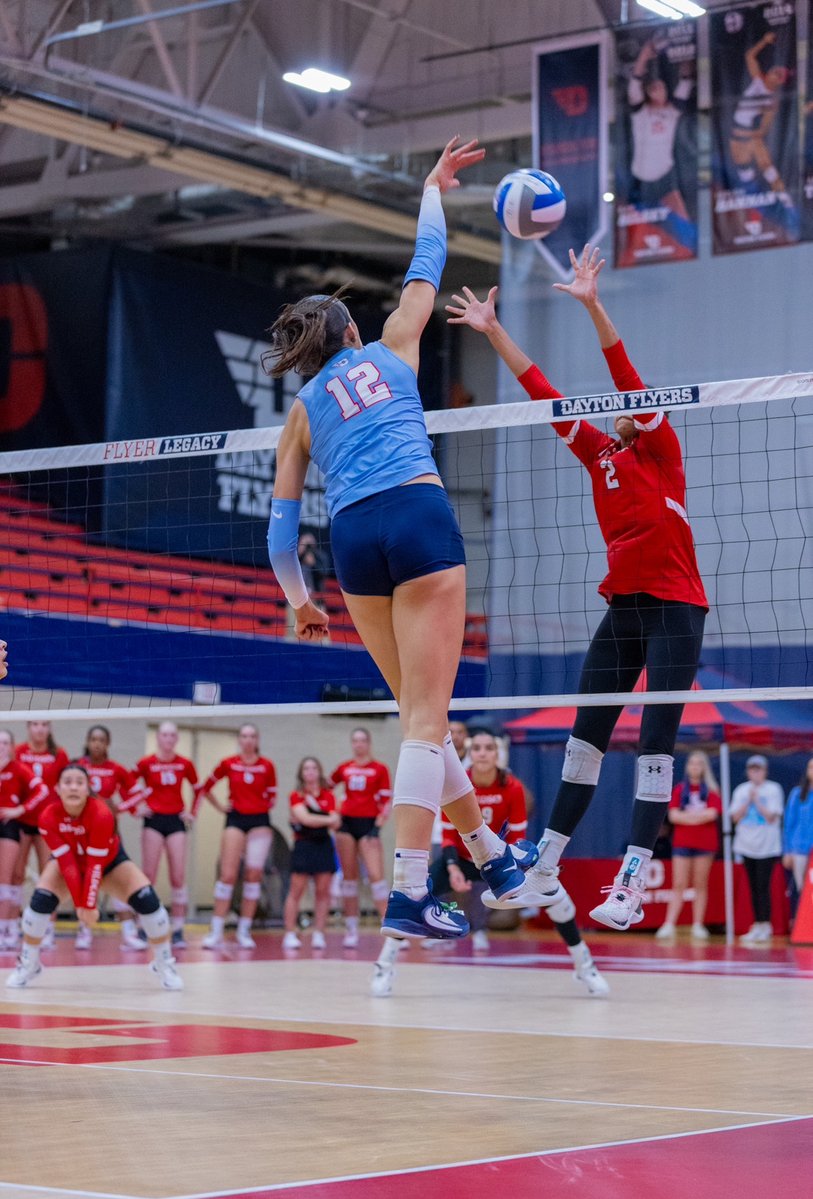 DaytonVB's tweet image. 🚨SENIOR Spotlight🚨
Our final spotlight is senior Liana Sarkissian! Liana is originally from Greenwich Connecticut, and will be graduating from Dayton with a Computer Science degree. She plans to pursue playing professional volleyball after college!

#UDVB // #FlyerLegacy