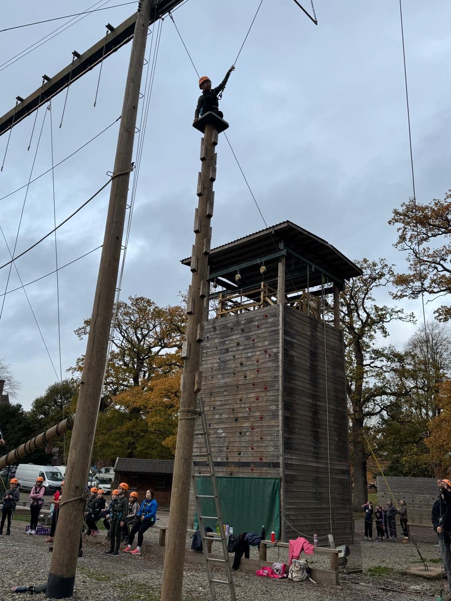 BarnfieldsPS's tweet image. Hello from Year 6 at Condover!!! We have had a ‘cracking’ first day - rounding it off with an ‘egg-cellent’ evening activity of Protect the Egg! 🥚
