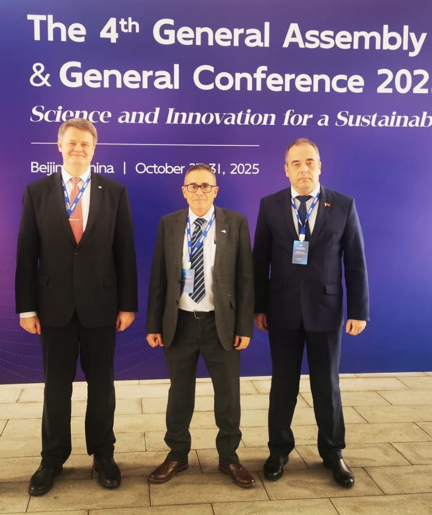 Oportunidad de intercambio con colegas de la Academia de Ciencias de Bielorrusia con quien tenemos un convenio firmado. Abriremos una colaboración para el área de Neurociencias. <a href="/ciencias_cuba/">Academia de Ciencias de Cuba</a> <a href="/PresidenciaAca1/">@Presidencia_Academia_de_Ciencias</a>