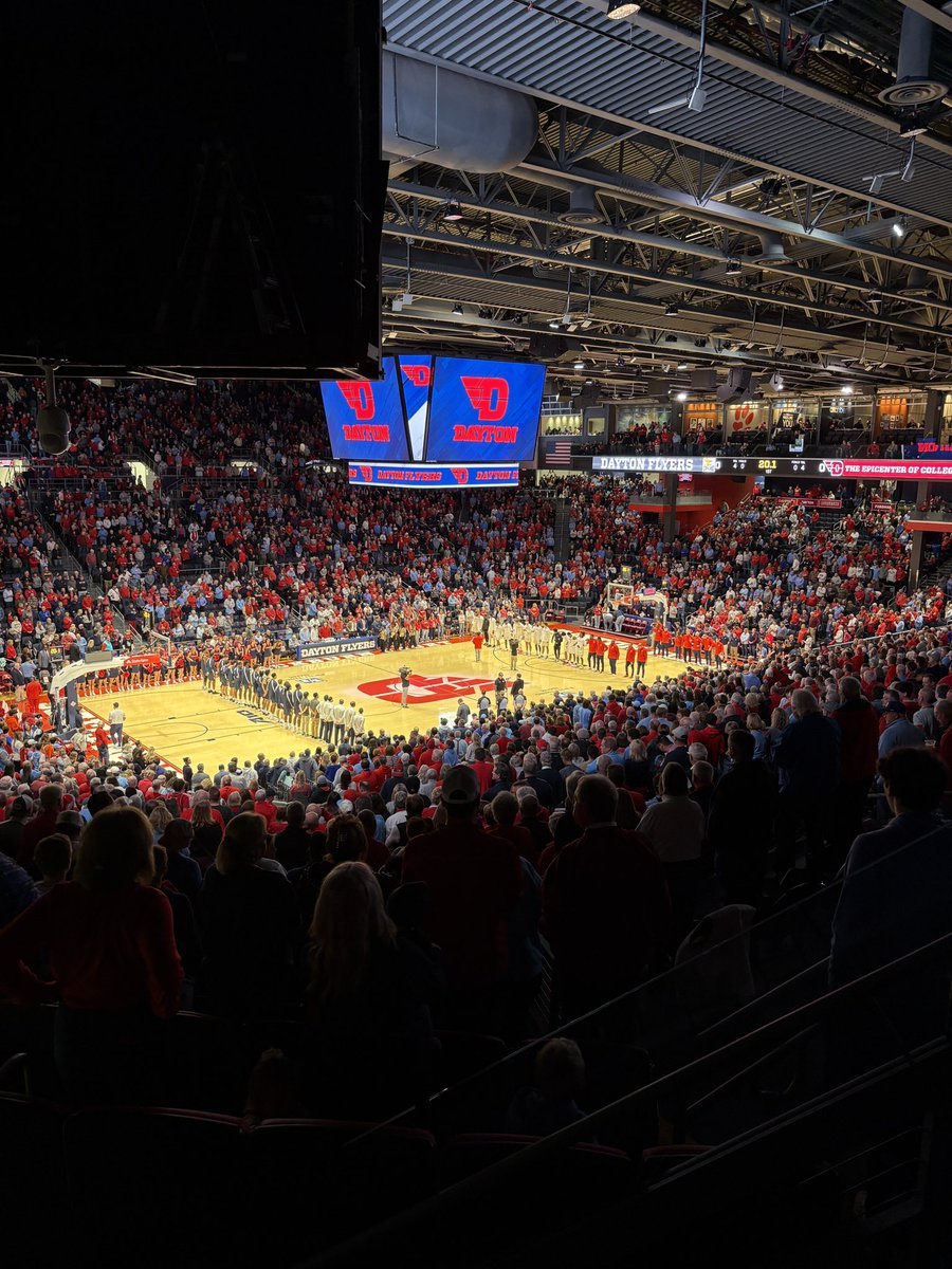 This could be you <a href="/cameronnholmess/">cameron holmes</a>…
13k on a Monday night. #goflyers #welcomehome #wewantcamholmes