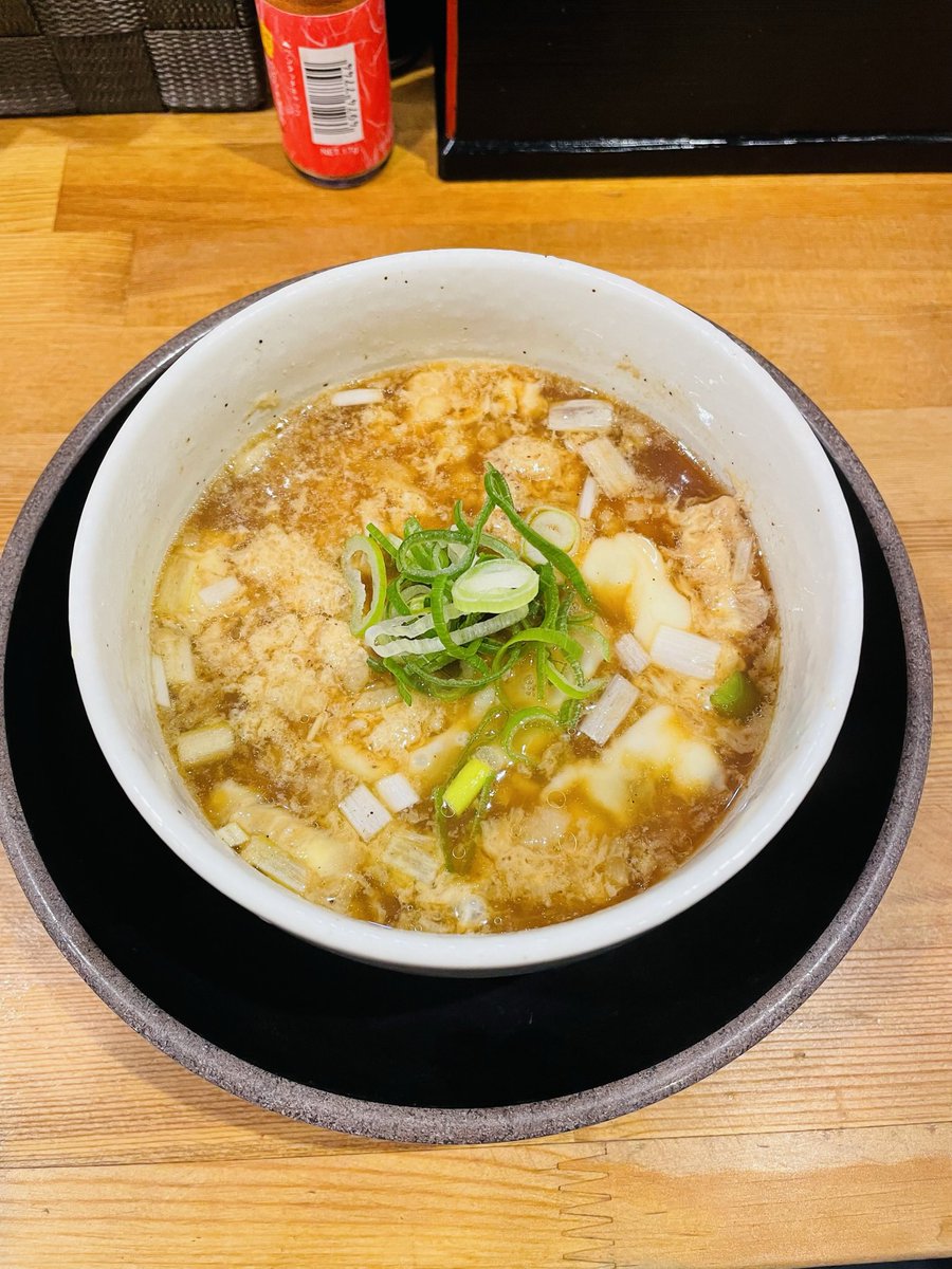 seimenya's tweet photo. おはようございます

本日は通常営業です

つけ麺後の熱々の
雑炊がよく出ます
まだ召し上がっていない
お客様は是非ご賞味下さい🍚

本日もよろしく
お願いいたします🍜
#若女将
#オタロード
#日本橋
#つけ麺
#らーめん
#女将雑炊
#カレー雑炊
#がごめ昆布水 https://t.co/n7eWK1IuIK