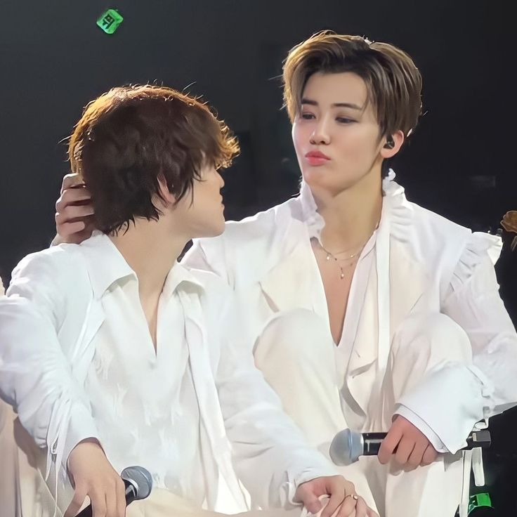 archiveofmaven's tweet image. [fic] Strawberry Yoghurt

- nanalele | jaemle
- 3.3k
- idolverse, fluff, plotless (and completely self-indulgent)

archiveofourown.org/works/69781521