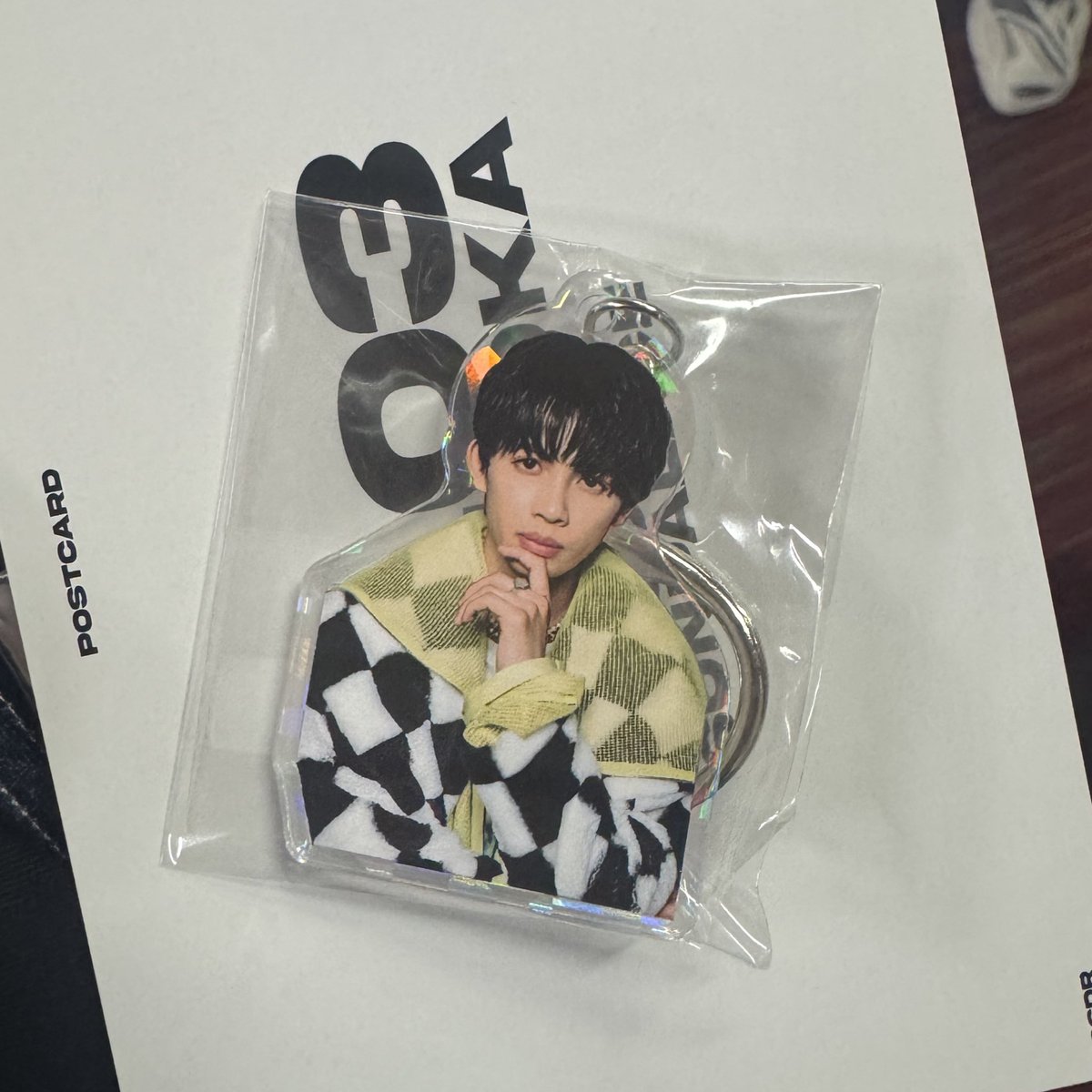 melts__s__'s tweet photo. 【交換希望】
ワンエン ランダムアクリルキーホルダー 009

譲:NAOYA(画像)
求:HAYATOもしくはEIKU

11/4福岡リリイベにて手渡し可能です。 https://t.co/Tem9ZMfrde