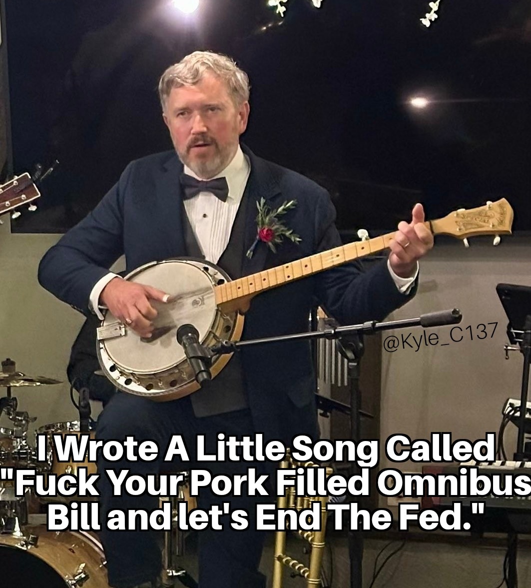 Kyle_C137's tweet image. 👀