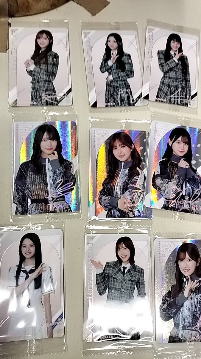 親から第2弾送られてきたけどやっぱりきらきらほのちゃんいない‼️‼️‼️