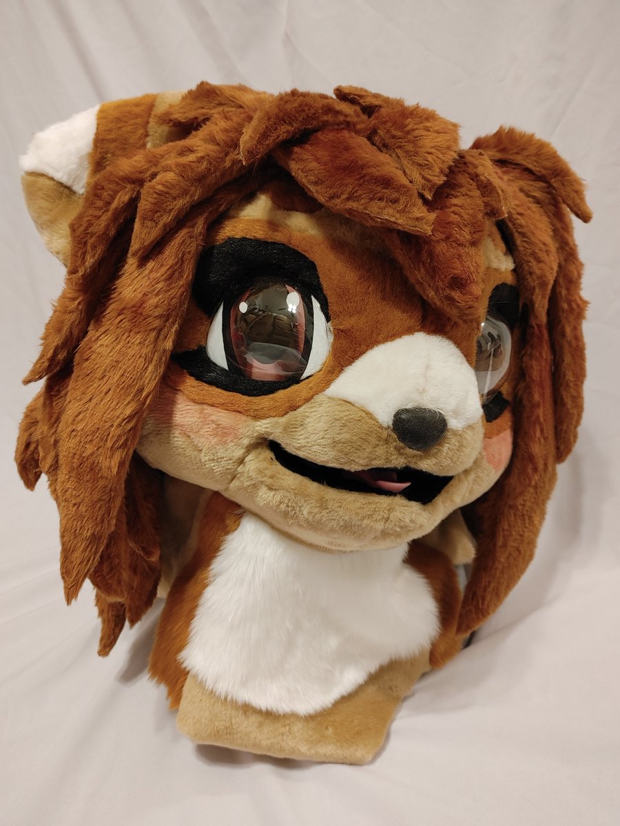 Heart-melting fluff right here!  Open for commissions! Bring your kemono fursuit vision to life – visit our website for a free quote. Plus, FREE head fan and soft puffy paw pads with any order!
rskemono.com