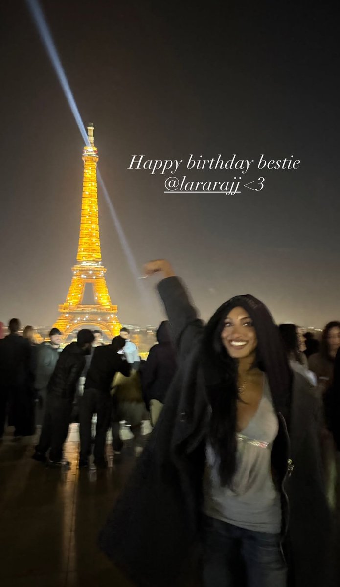 avanzny's tweet image. Again, Happy birthday bestie! 🖤