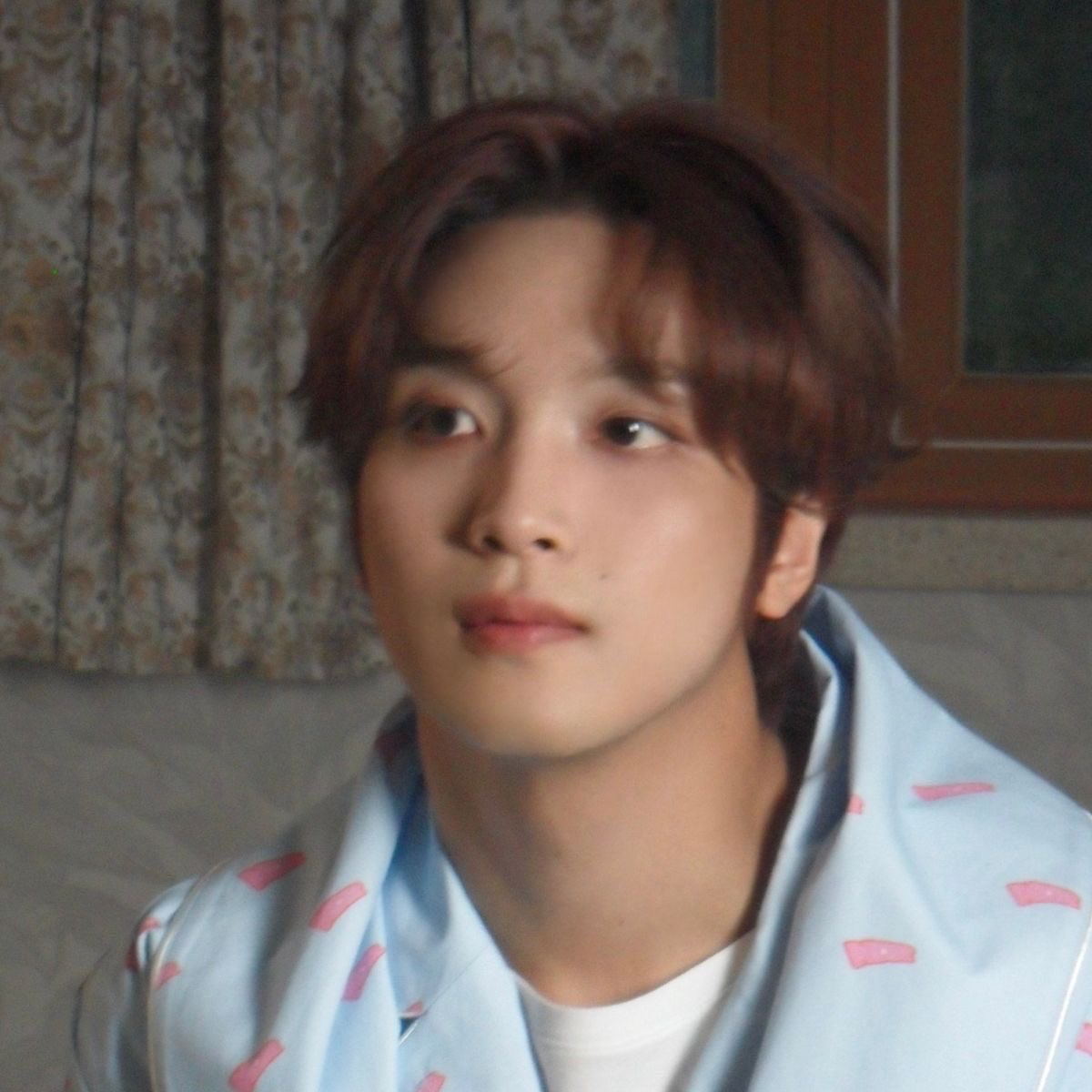 leti misses mark lee tweet media