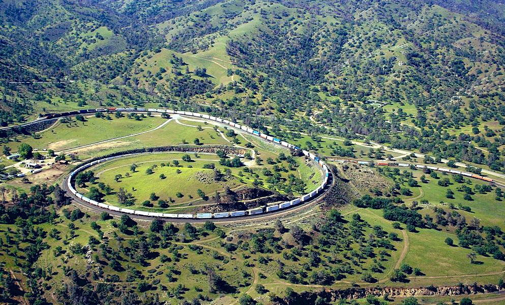 MoundLore tweet media