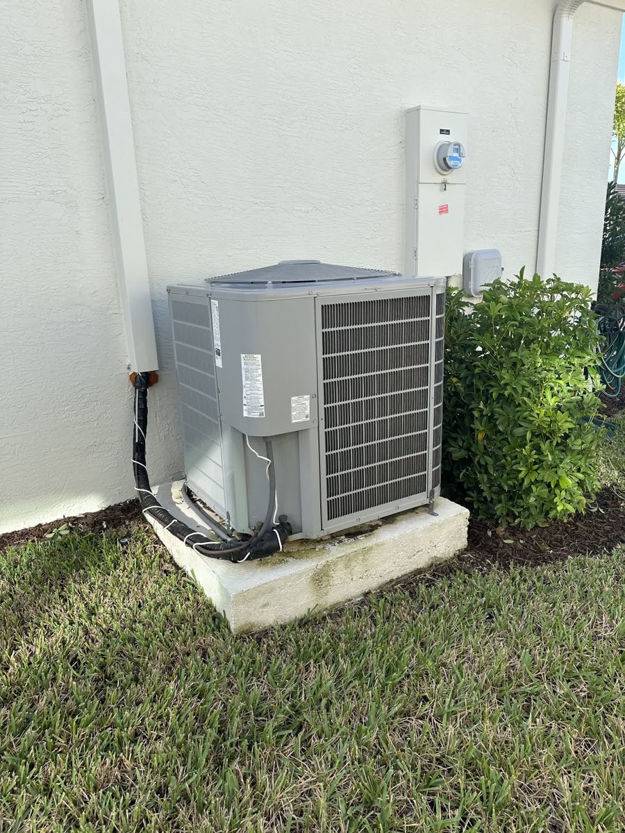 serviceairfl's tweet photo. Air Conditioning Installation
LEARN MORE... https://t.co/F2KEfl3Eq6

#airconditioning #heat #ac #airconditioninginstallation #acinstallation #airconditioningrepair #acrepair #broward #saintlucie #palmbeach #fortlauderdale #martin https://t.co/PCVkQiVVz5