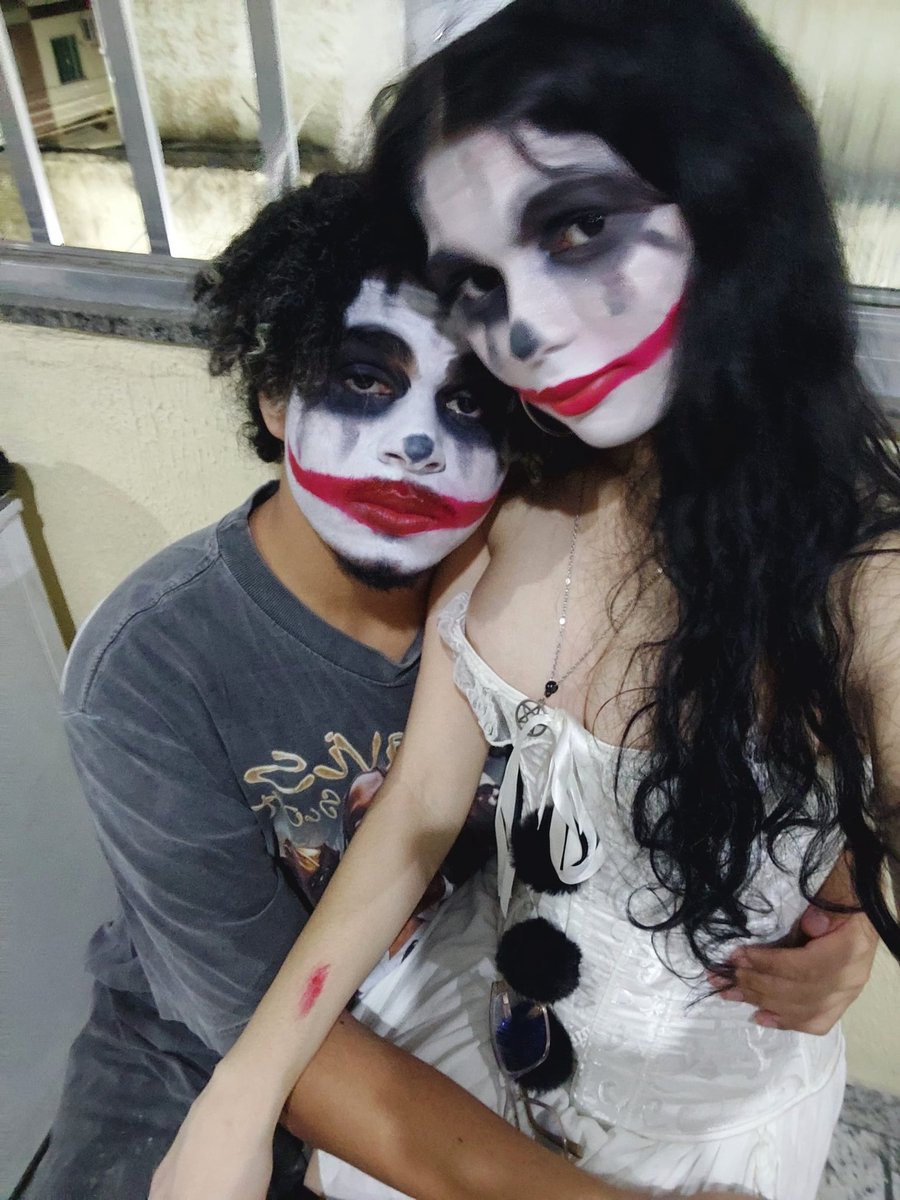 iShadow7z_ tweet media