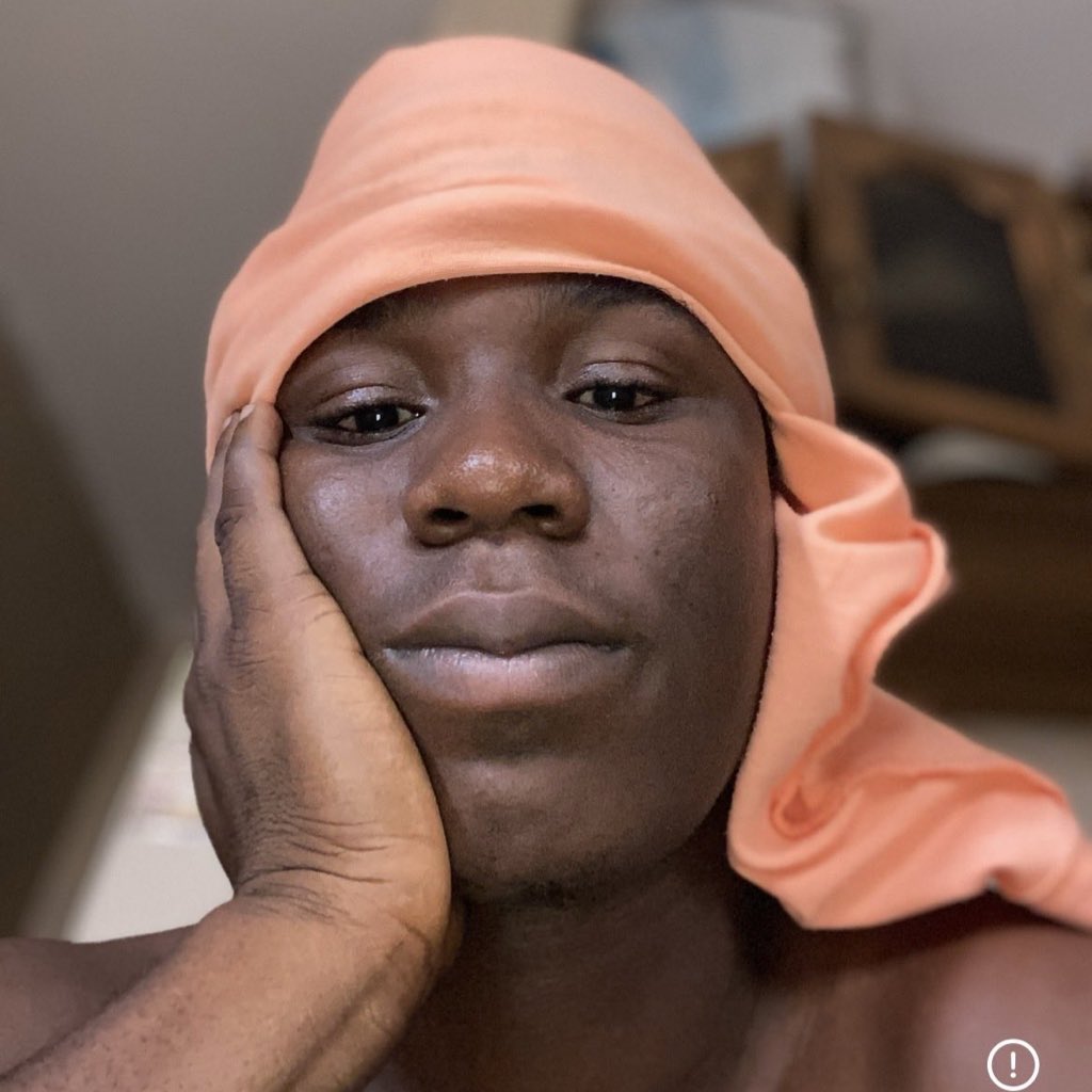 bofrot1cedi's tweet image. “Babe I lost my job”