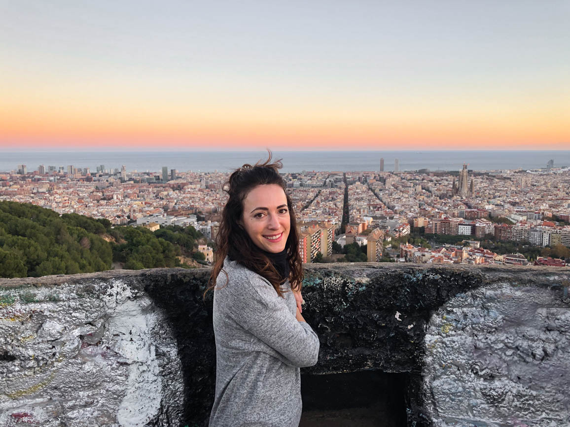 MarielaAroundTW's tweet image. 🌇 Where can you find the best panoramic views of Barcelona?

From Park Güell to Bunkers del Carmel — I’ve rounded up the top spots for epic photos &amp;amp; golden-hour moments. 📸

👉 Read the full guide here: marielaaroundtheworld.com/best-views-of-…

#Barcelona #TravelSpain #Viewpoints #CityBreaks