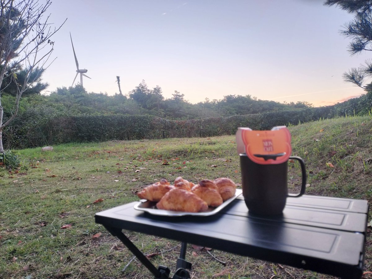 satorublueberry's tweet photo. 目覚めの1杯☕
#モンカフェ
#MONCAFE https://t.co/r6spEMSQyy