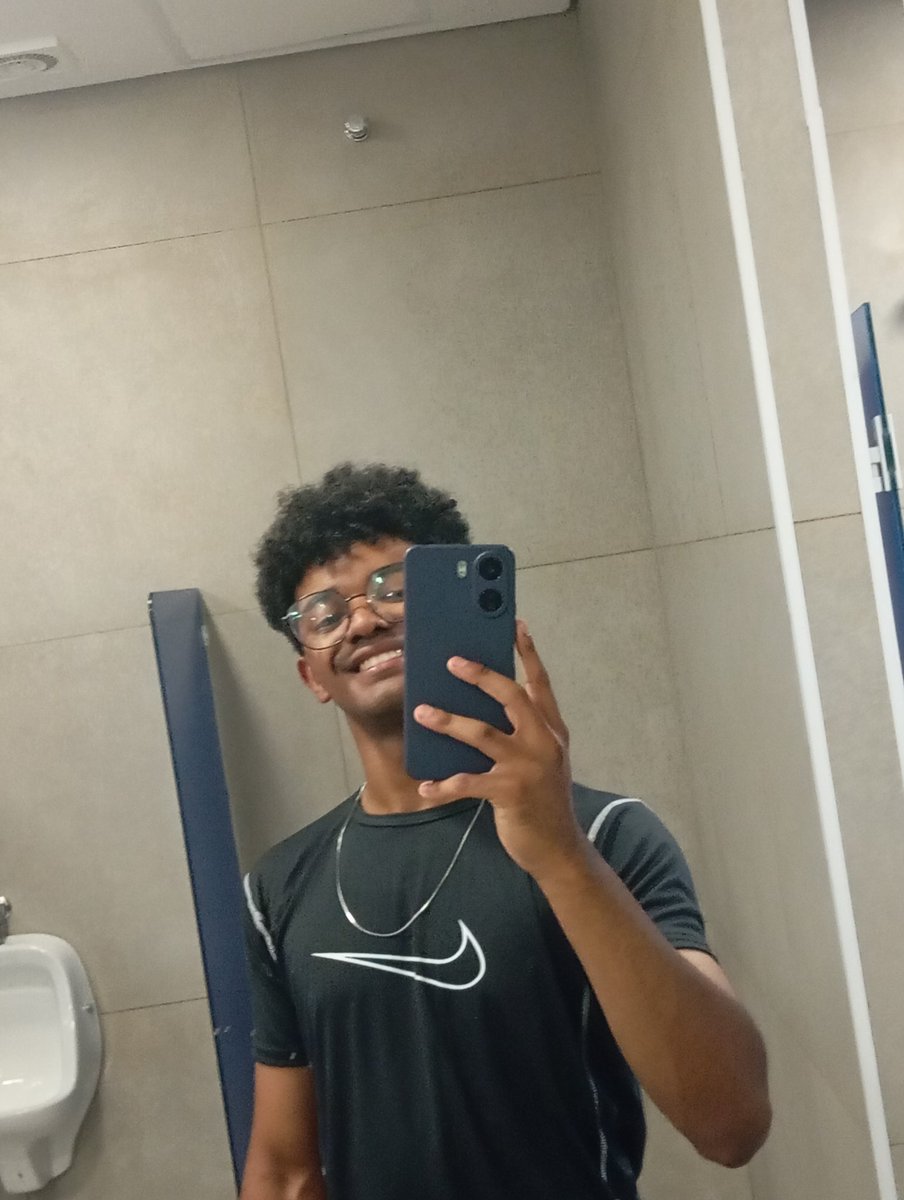 Charlys tweet media
