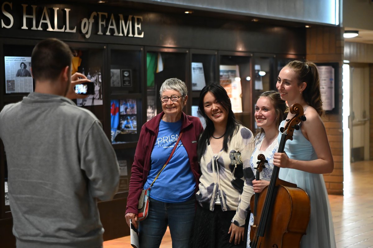 Dozens of incredible homestay hosts open their homes and hearts each year to welcome visiting artists and students. You make the Festival possible, and lifelong friendships in the process. Thank you! 💛🏡