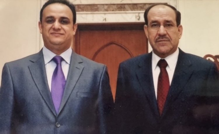 4كان ممكن يصلون بالعراق إلى الأزدهار

الرئيس الأسبق لمجلس الحكم د.أحمد الجلبي(غدر به شيعة الحكم)
رئيس الوزراء الأسبق د.أياد علاوي(ميوله للنظام السابق)
رئيس الوزراء الأسبق السيد المالكي(توحد شيعة الحكم ضده مما أدى لأختلاف أسلوب أدارته)
د.طارق نجم(مرتين وصل المنصب له وزهد به بترفع)