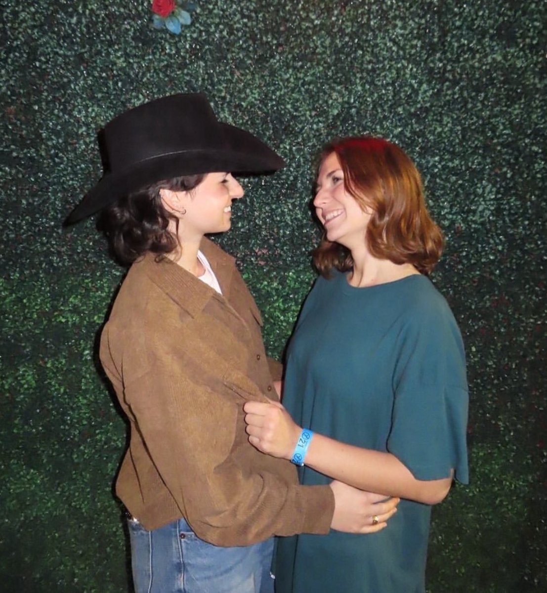 Spot the difference challenge getting harder &amp; harder this Halloween…