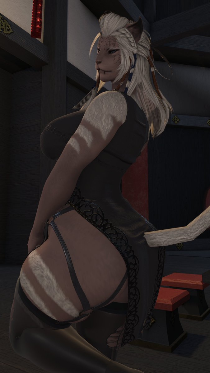 what you looking at hmmm~