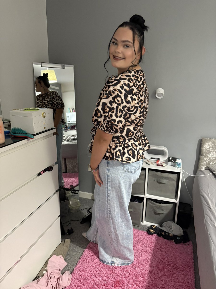 𝑪𝒉𝒆𝒚 𝒇𝒍𝒂𝒏𝒏𝒊𝒈𝒂𝒏 tweet media