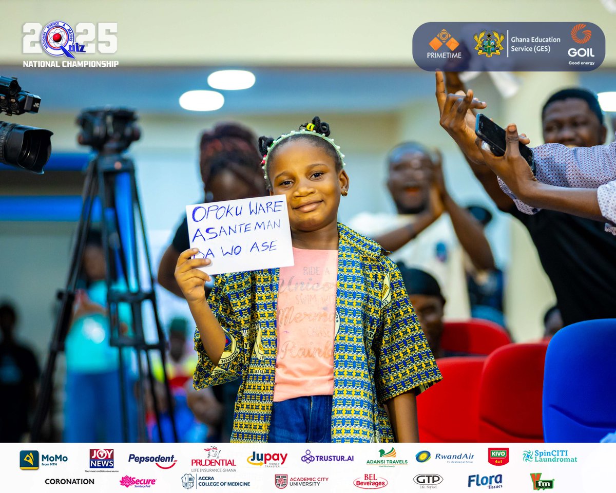 NSMQGhana's tweet image. We love to see our young fans enjoy the NSMQ experience. 

#NSMQ2025 #NSMQSemis #Primetime