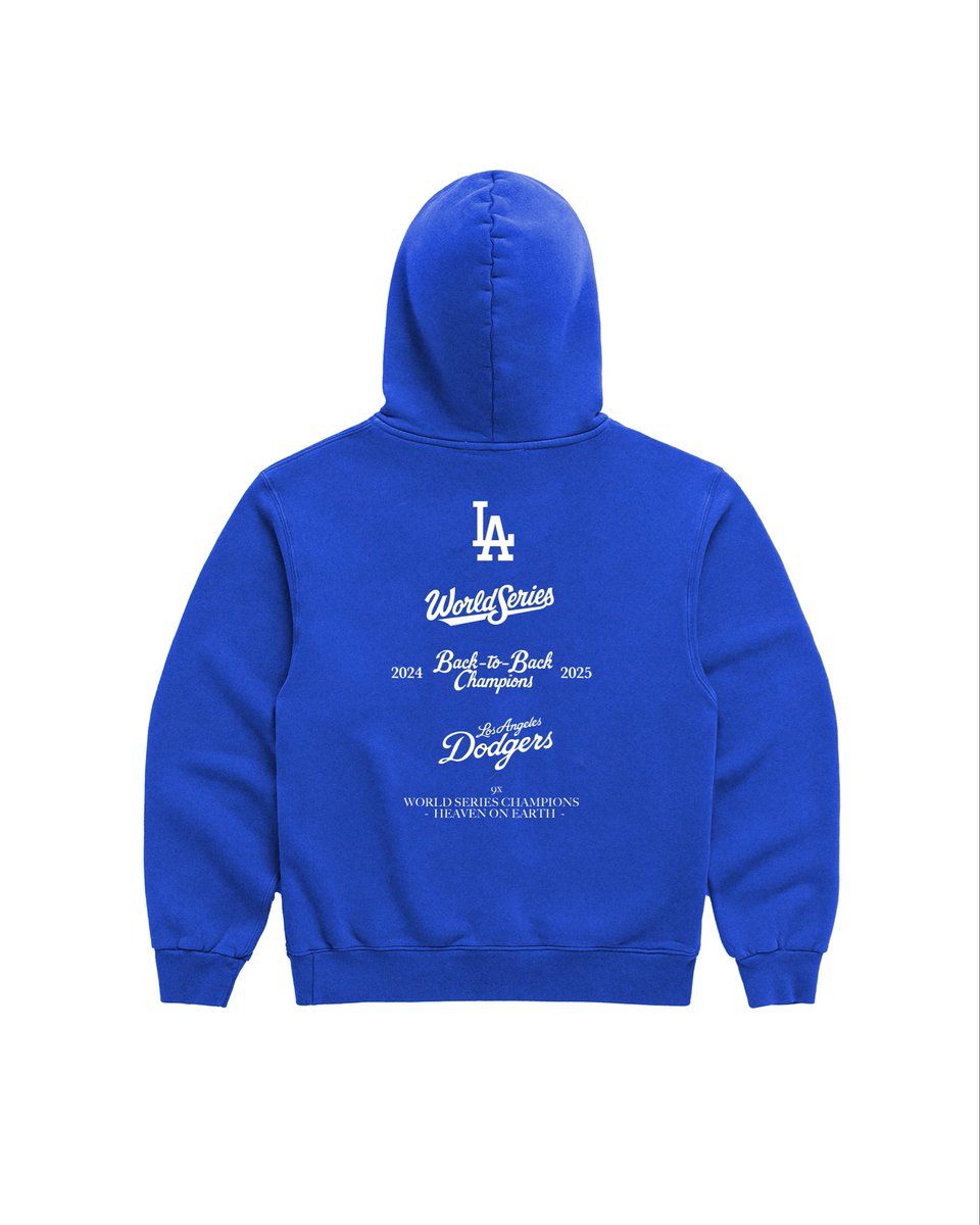 sebastiansi3rra's tweet image. B2B WS CHAMPIONS HOODIE BY ME 💙🐶
-
LIKE + RT FOR A CHANCE AT A FREE TEE! 🤝