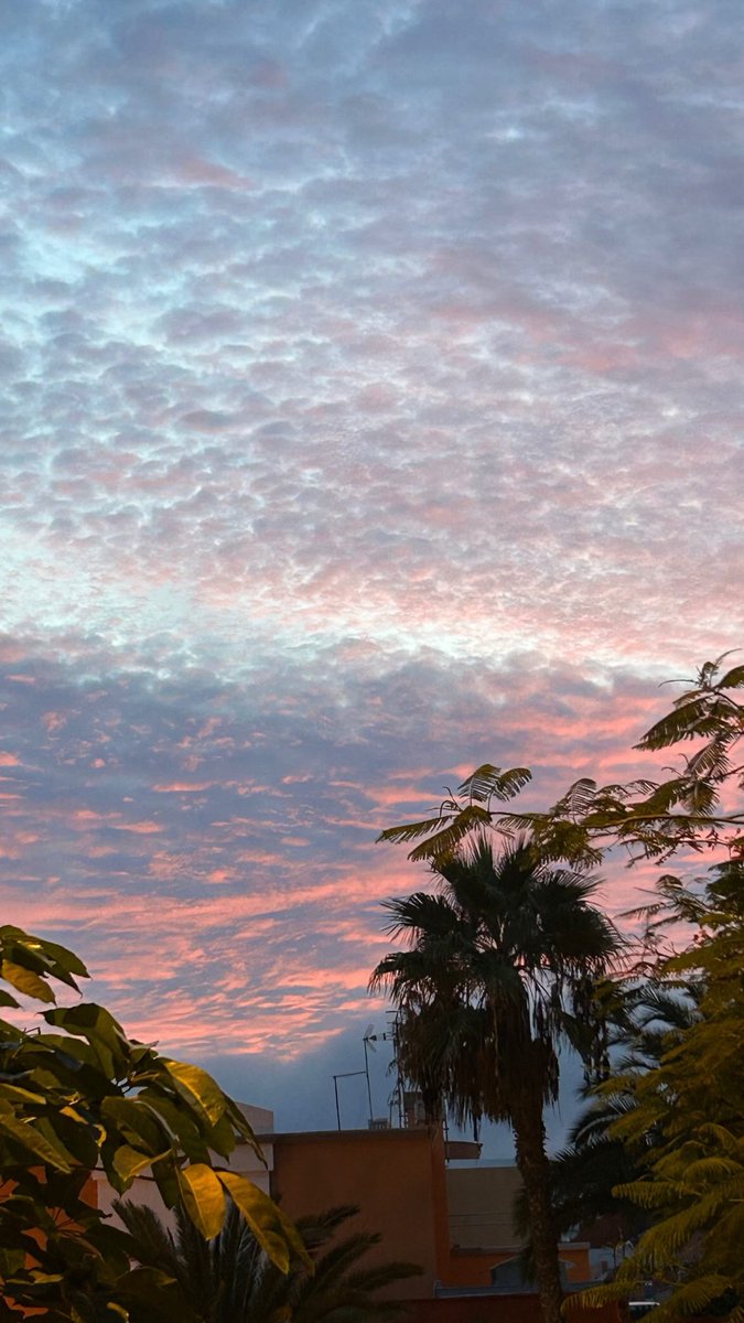 Qué bonito es el cielo cuando anochece 🥹🥹