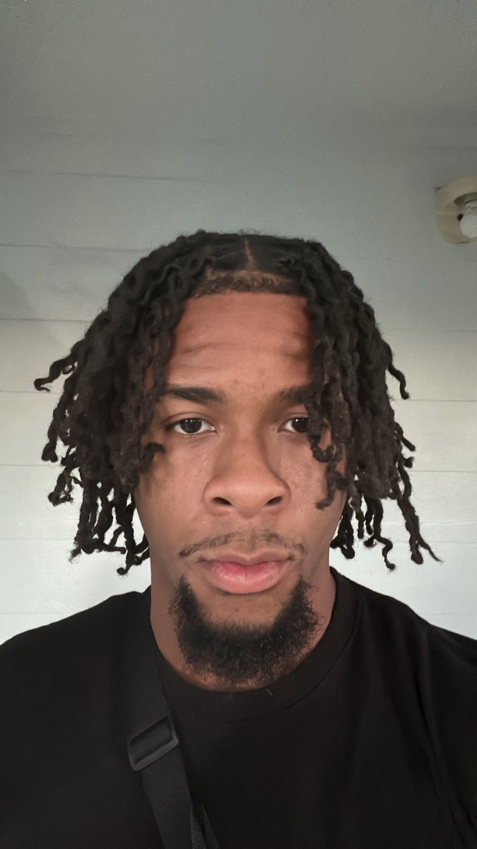 2devvvious's tweet image. Twist out in the hall of fame fashoo