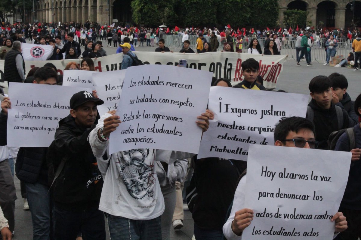 FNERRR_NACIONAL's tweet photo. 𝐈𝐧𝐭𝐞𝐧𝐬𝐢𝐟𝐢𝐜𝐚𝐫𝐚́ 𝐥𝐚 𝐅𝐍𝐄𝐑𝐑𝐑 𝐥𝐮𝐜𝐡𝐚 𝐧𝐚𝐜𝐢𝐨𝐧𝐚𝐥 𝐩𝐨𝐫 𝐞𝐯𝐚𝐬𝐢𝐯𝐚𝐬 𝐝𝐞 𝐥𝐚 𝐒𝐄𝐆𝐎𝐁 𝐲 𝐞𝐥 𝐠𝐨𝐛𝐢𝐞𝐫𝐧𝐨 𝐝𝐞 𝐎𝐚𝐱𝐚𝐜𝐚.

Lee nuestro boletín completo en: 🗞️
🔗 https://t.co/jvtCXeP0p7 https://t.co/6ok2ipVet0