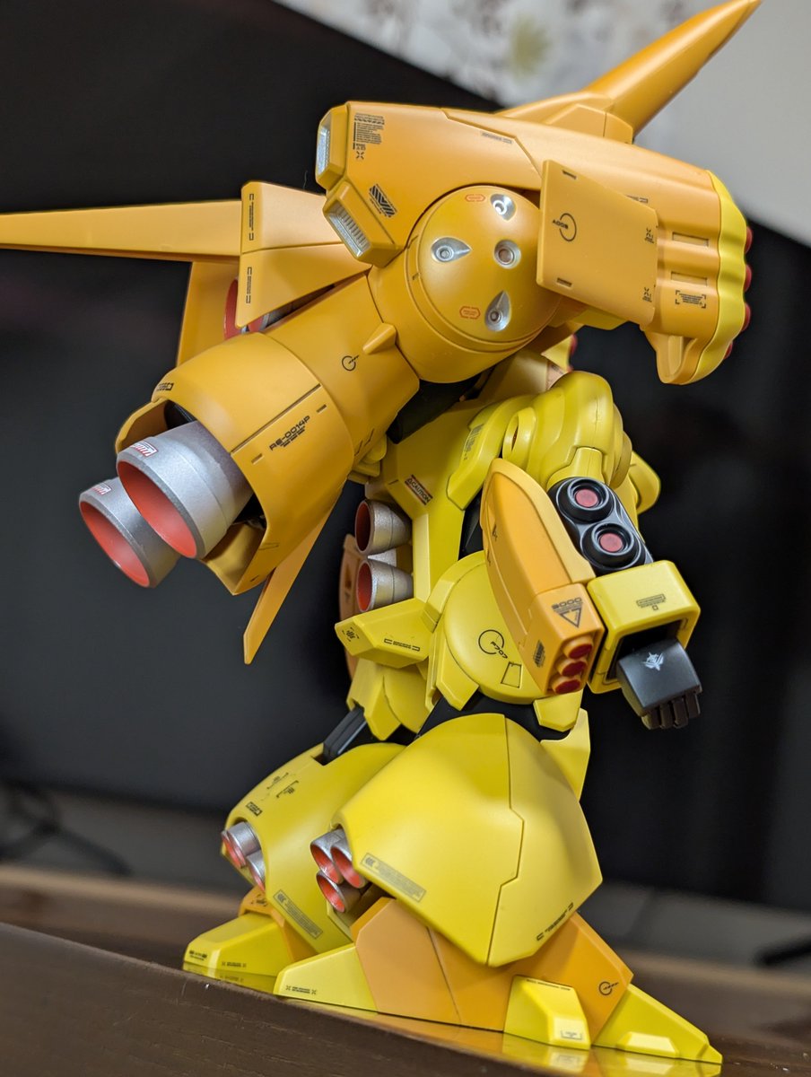HG ズサ（ZZ版）
完成しました！
ZZ版といえどユニコーン版をほぼ色変えただけというキットですね😅やはりズサと言えば黄色！ということで綺麗な黄色になりました🤤✨攻撃しか頭にない構成とぶっ飛んで行きそうなブースターが最高です😍👍
#ガンプラ
#ガンプラ好きと繋がりたい