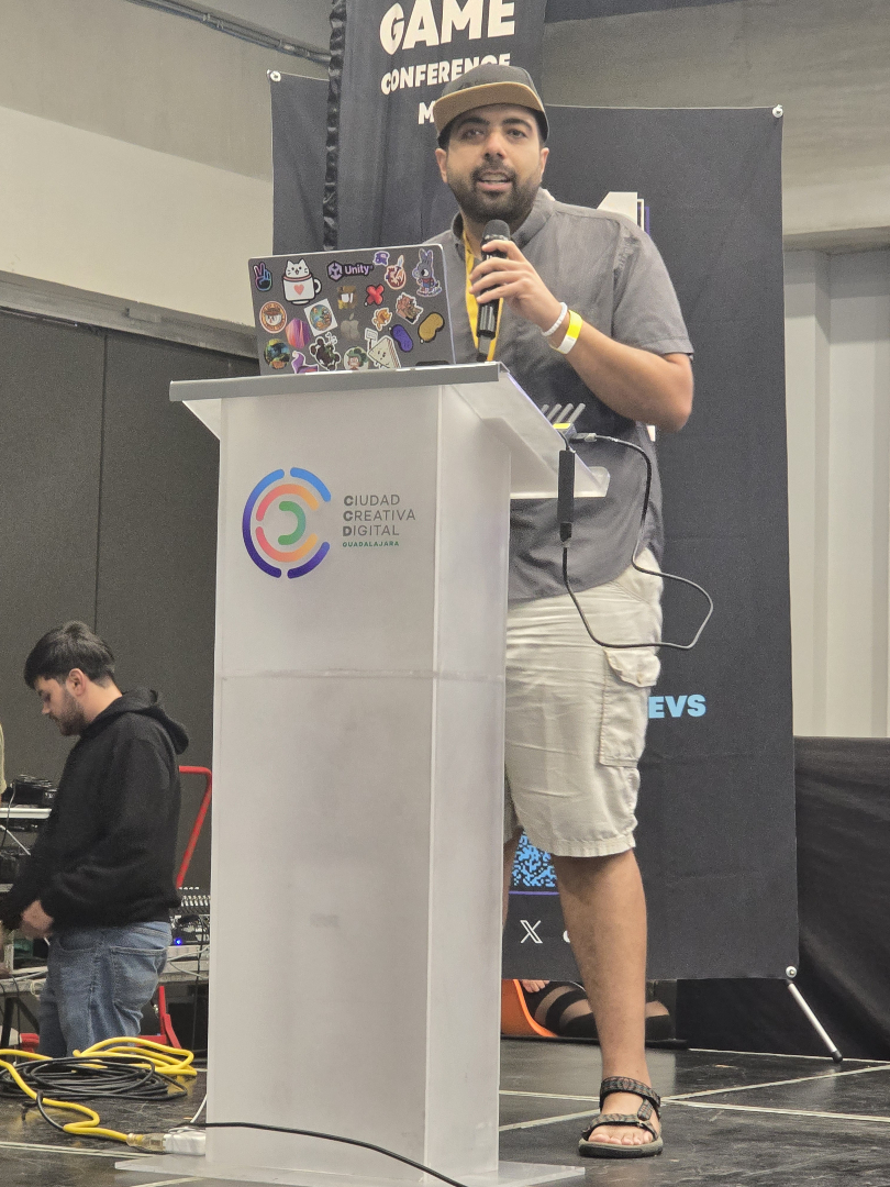 oscarbpgames's tweet image. Las conferencias en GCMX 2025 estuvieron nivel jefe final 🔥🎮 Tener a leyendas como Esteban Maldonado, Jason Dela Roca, Mario Valle y Gerson Da Silva compartiendo sabiduría fue un lujo total 🤯💡 ¡Salimos con el cerebro explotado y el hype al 100%! 🚀✨ #GCMX2025 #GameDevLatam