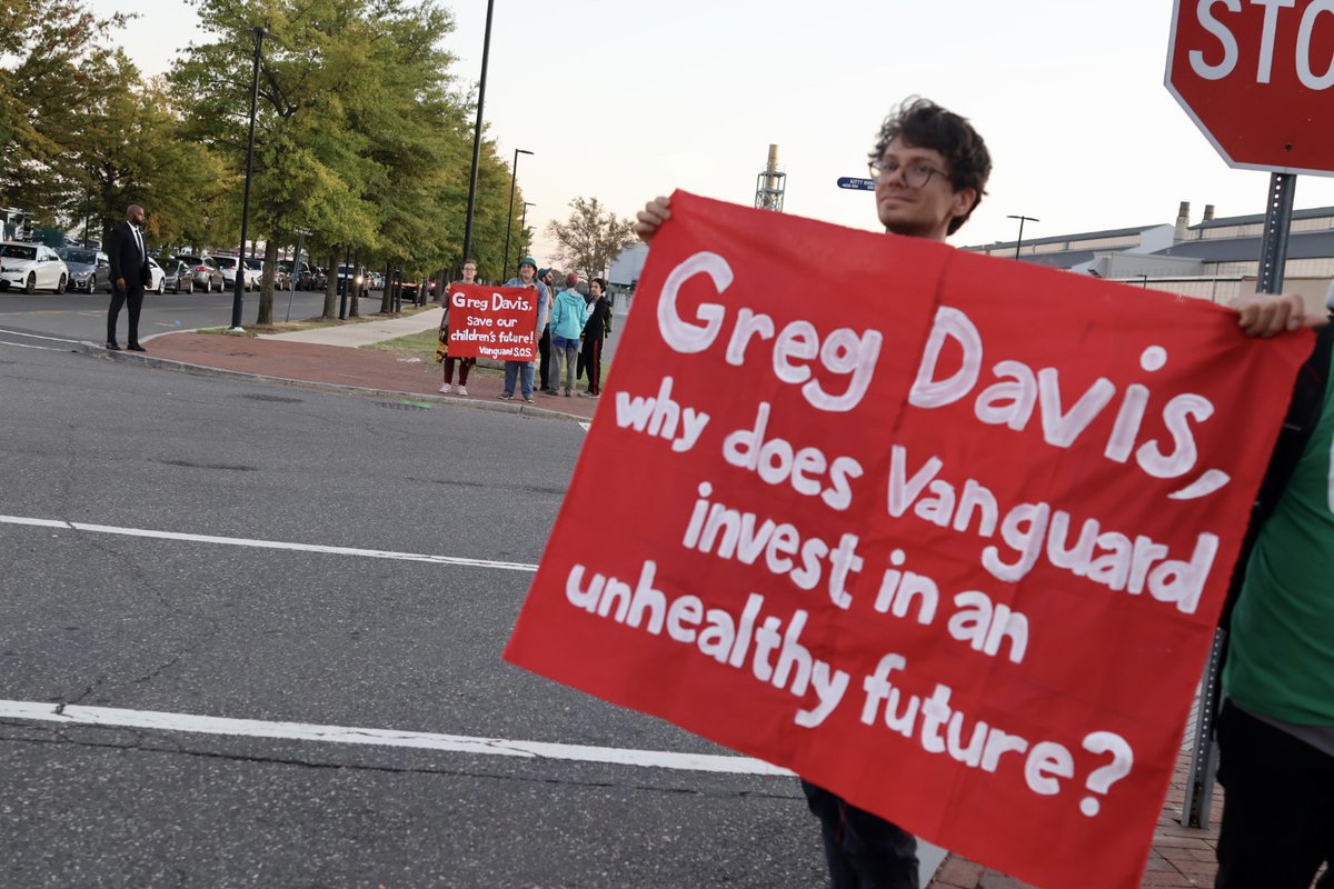 EarthQuakerActionTeam tweet media