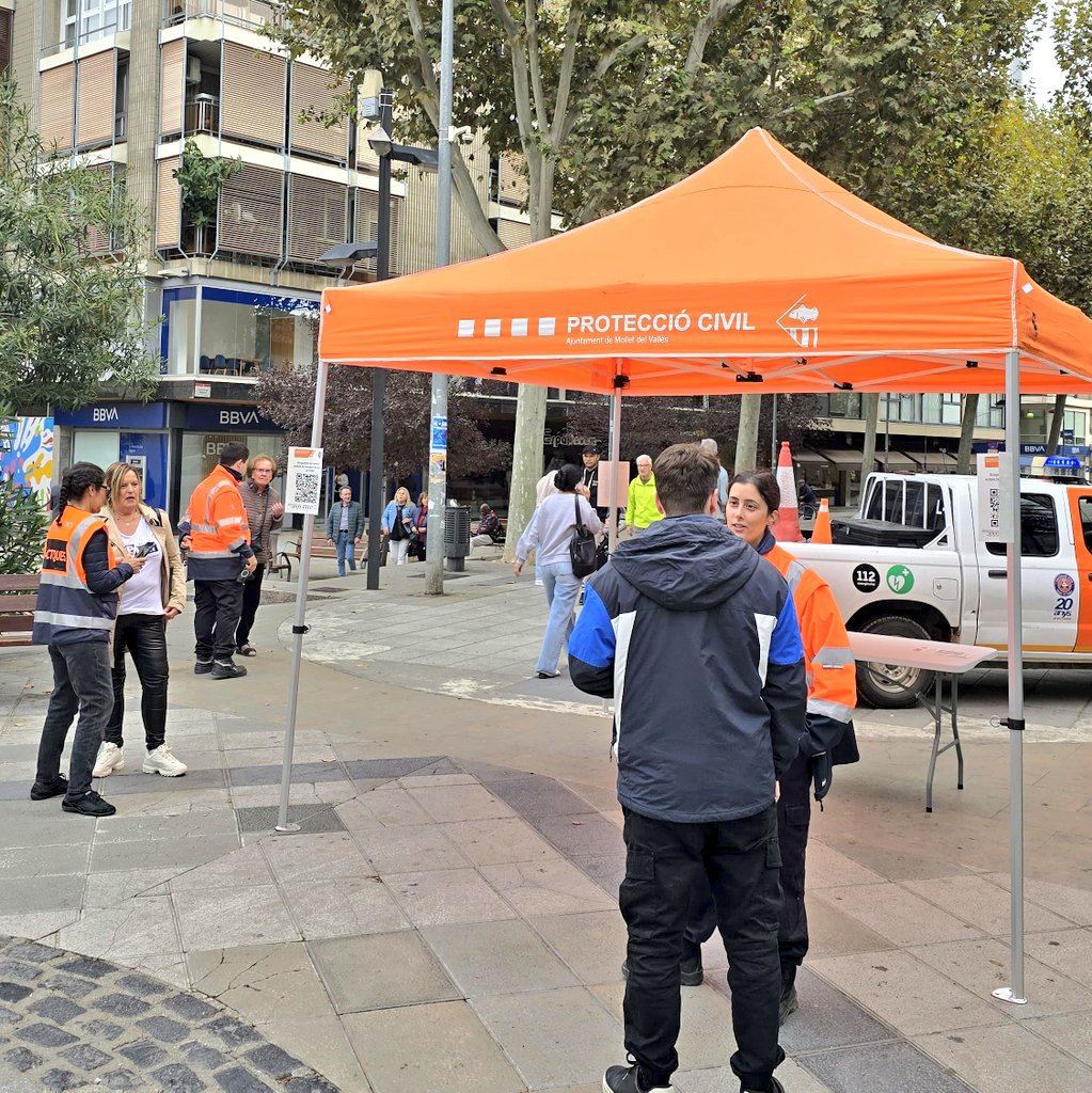 AVProtecció Civil Mollet del Vallès 🟧 🟧 🟧 🟧 tweet media