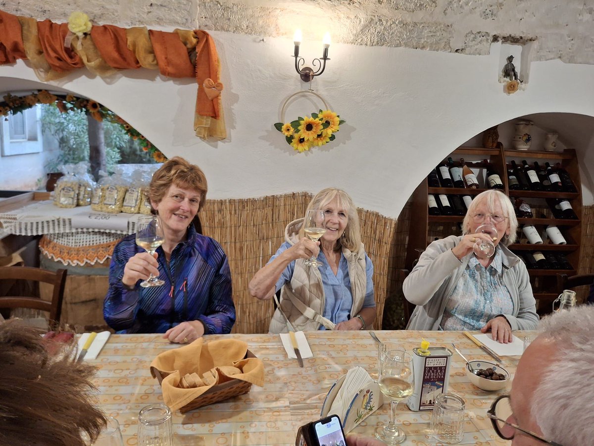 StAustellU3A's tweet image. The last full day for our members who have travelled to Puglia, and today a trip to the Castellana Caves, Locorotondo &amp;amp; Martina Franca &amp;amp; wine tasting. #u3a_uk #learnlaughlive #U3A #puglia #italy #holiday #RetirementLiving #retirement #Travel